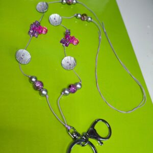 Violettisävyinen säädettävä avainnauha