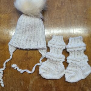 Merinovillaiset vauvojen setit / tupsupipo, tumput, sukat